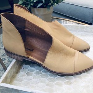 Free People Royale Flat